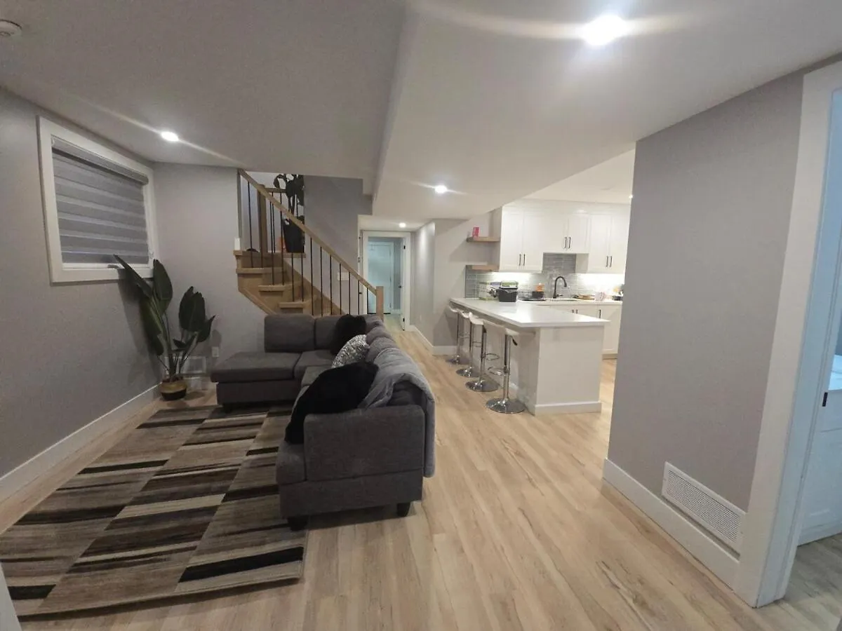 Thecozyplace Ahomeawayfromhome Kitchener Canada
