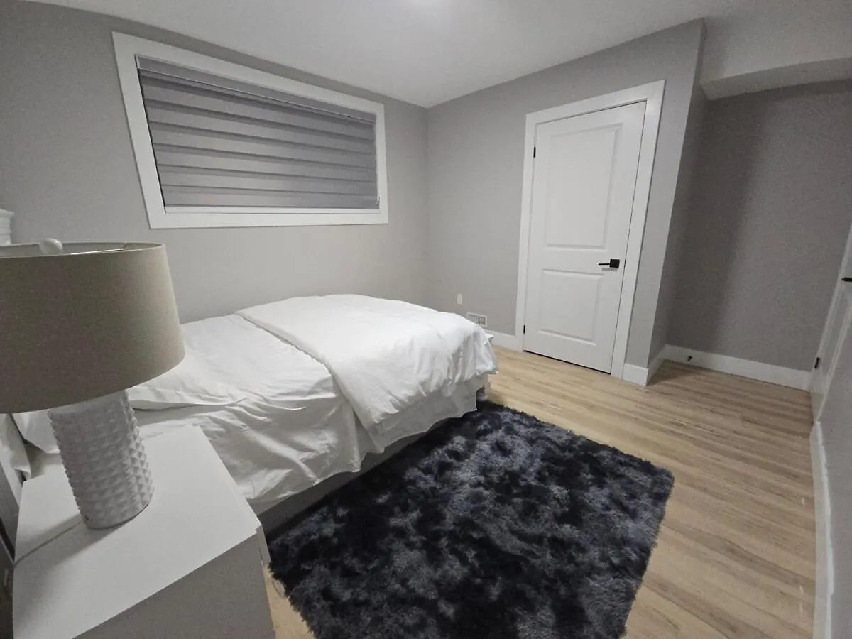 Thecozyplace Ahomeawayfromhome Kitchener 0*,  Canada