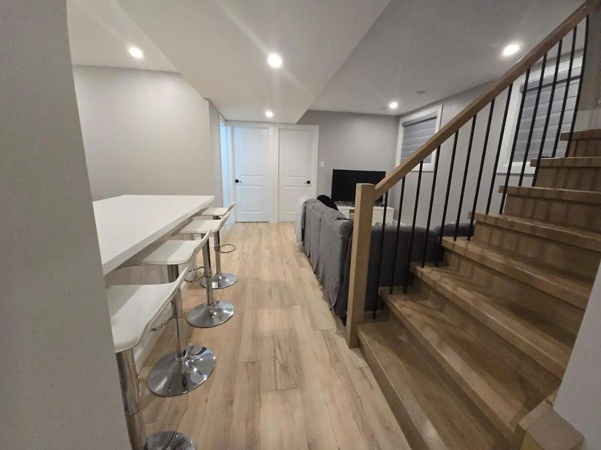 Thecozyplace Ahomeawayfromhome Kitchener Canada